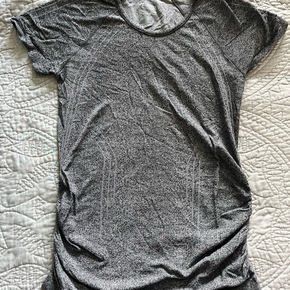 Athleta Speedlight Seamless Heather Tee - Picture 3 of 3